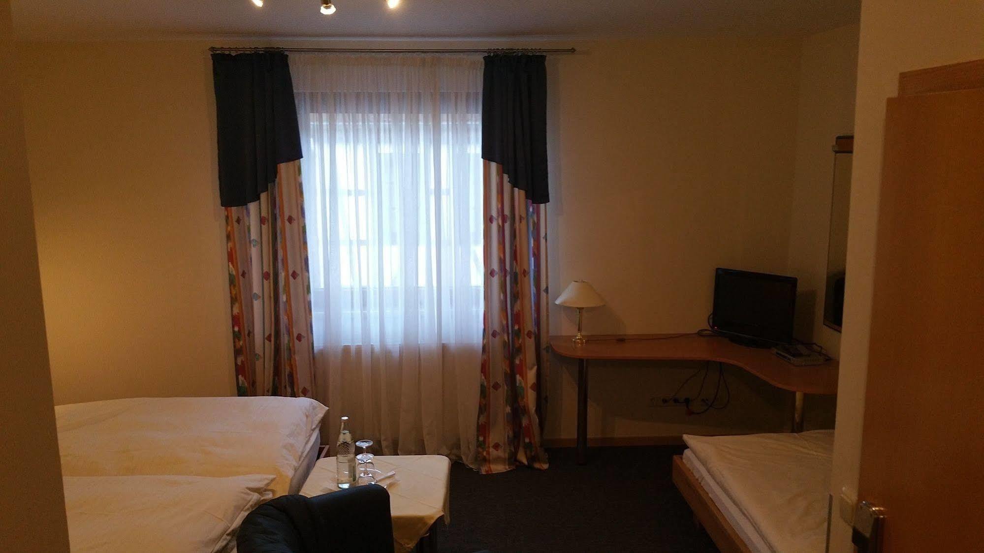 Hotel Munsterer Hof Ngoại thất bức ảnh